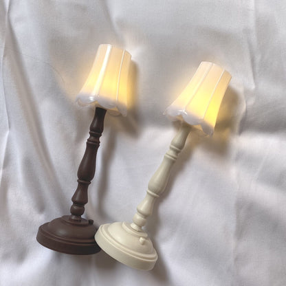 Aesthetic Vintage Small Lamp