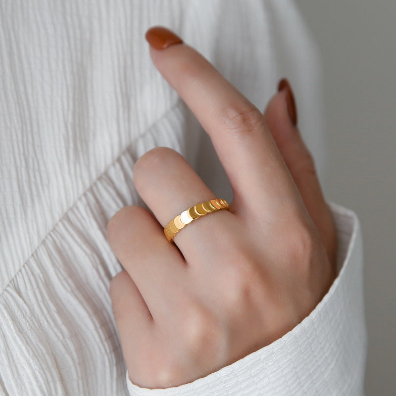Gold Scaly Structure Band Ring