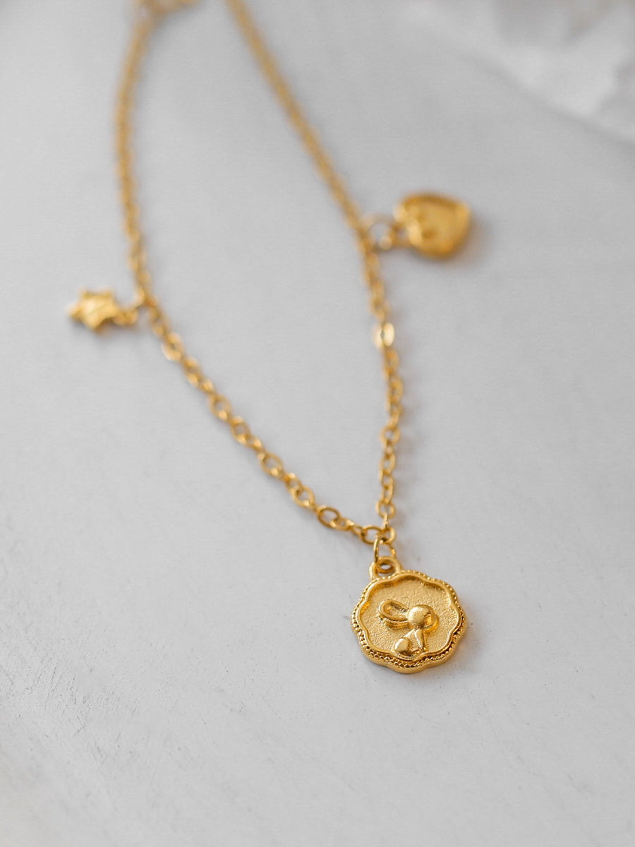 Bunny Pendant Chain Bracelet