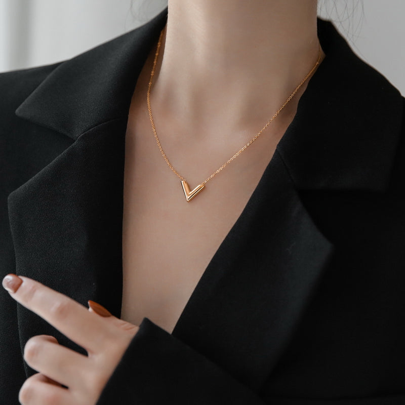Gold V-shaped Pendant Necklace