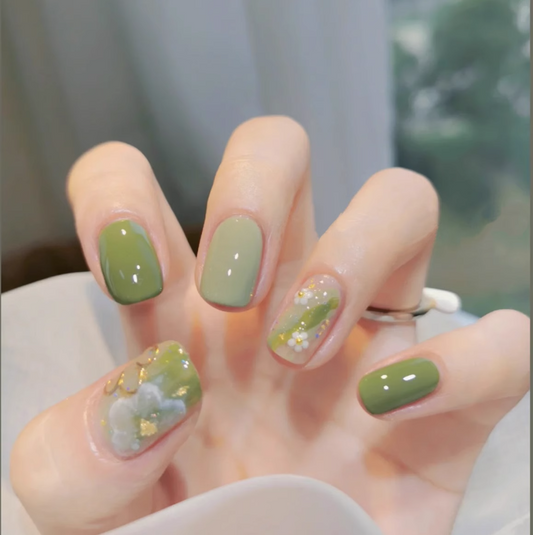 Spring Green Fake Press On Nails Short