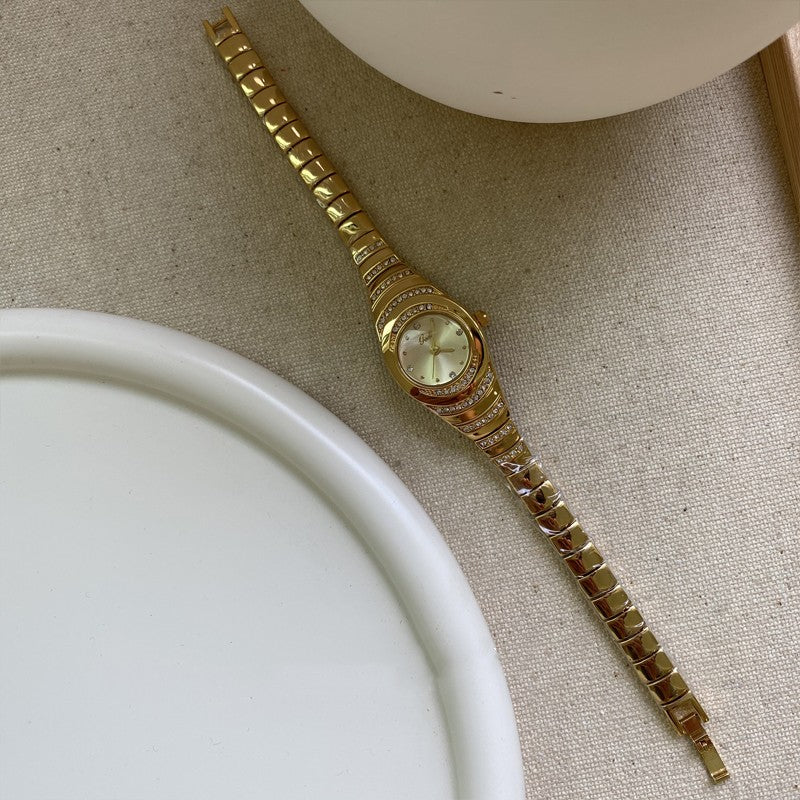 Exquisite Small Dial Zircon Gold Watch