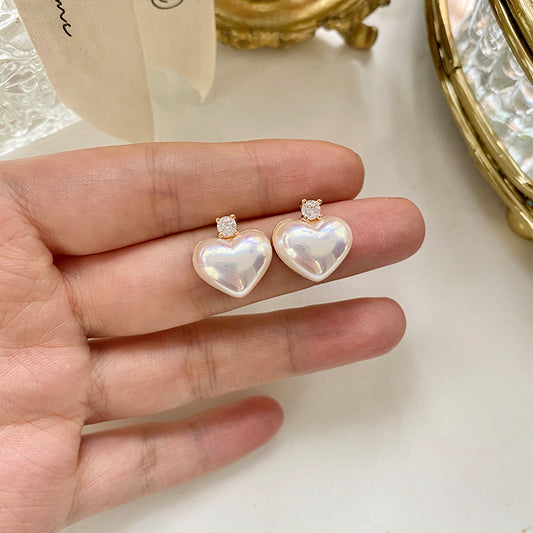 Shimmer Heart-shaped Pearl Studs